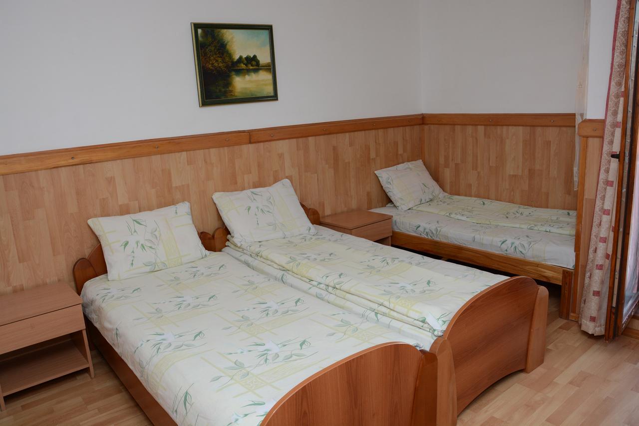 Mm Narcis Bed & Breakfast Vlasina Rid Exterior photo