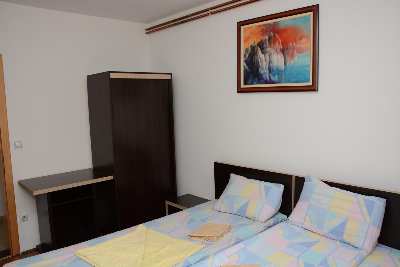 Mm Narcis Bed & Breakfast Vlasina Rid Exterior photo