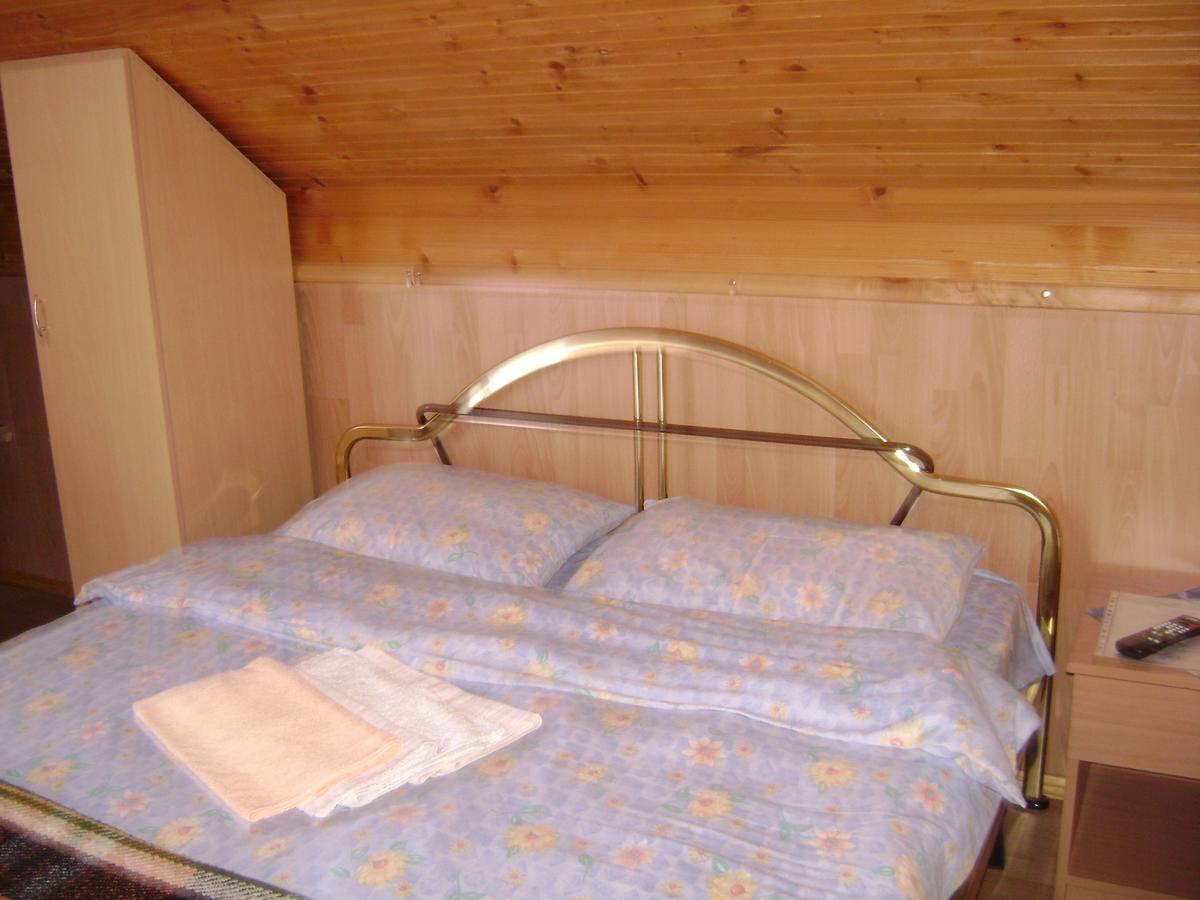 Mm Narcis Bed & Breakfast Vlasina Rid Exterior photo