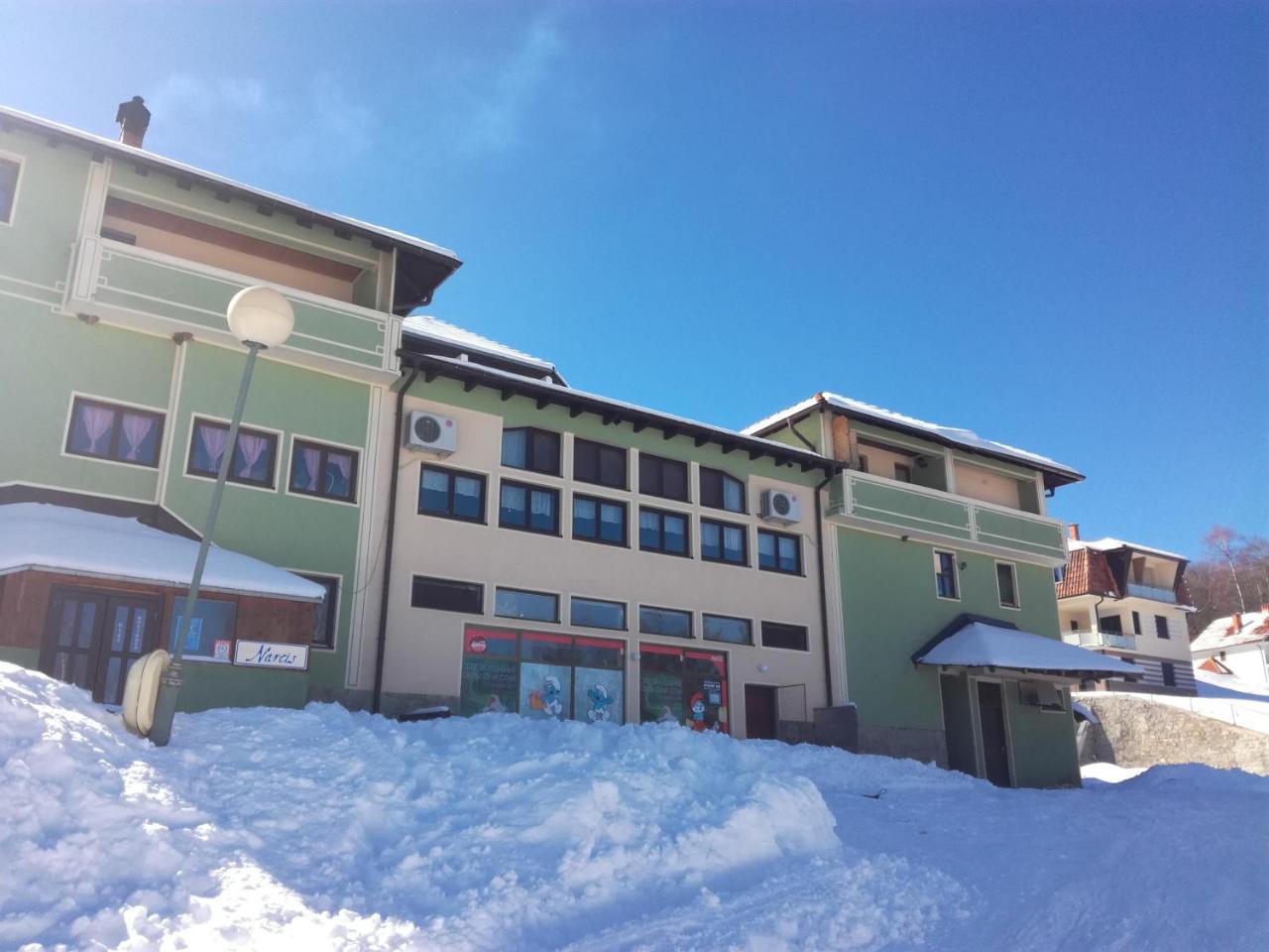 Mm Narcis Bed & Breakfast Vlasina Rid Exterior photo